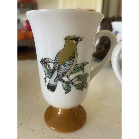 Fred Roberts Song Bird Pedestal Coffee Mugs Tea Cups‎ 1960s Vintage Set of 4 - Picture 4 of 4